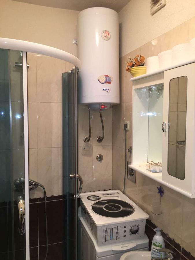 Mellitus Studio Apartment สปลิท ภายนอก รูปภาพ